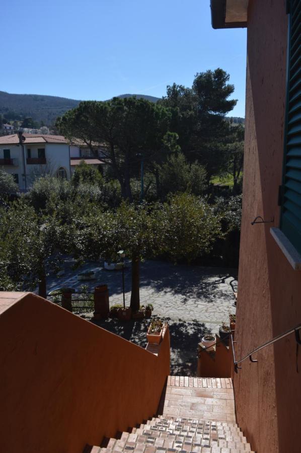 Hotel Il Poggetto Castellina Marittima Eksteriør billede