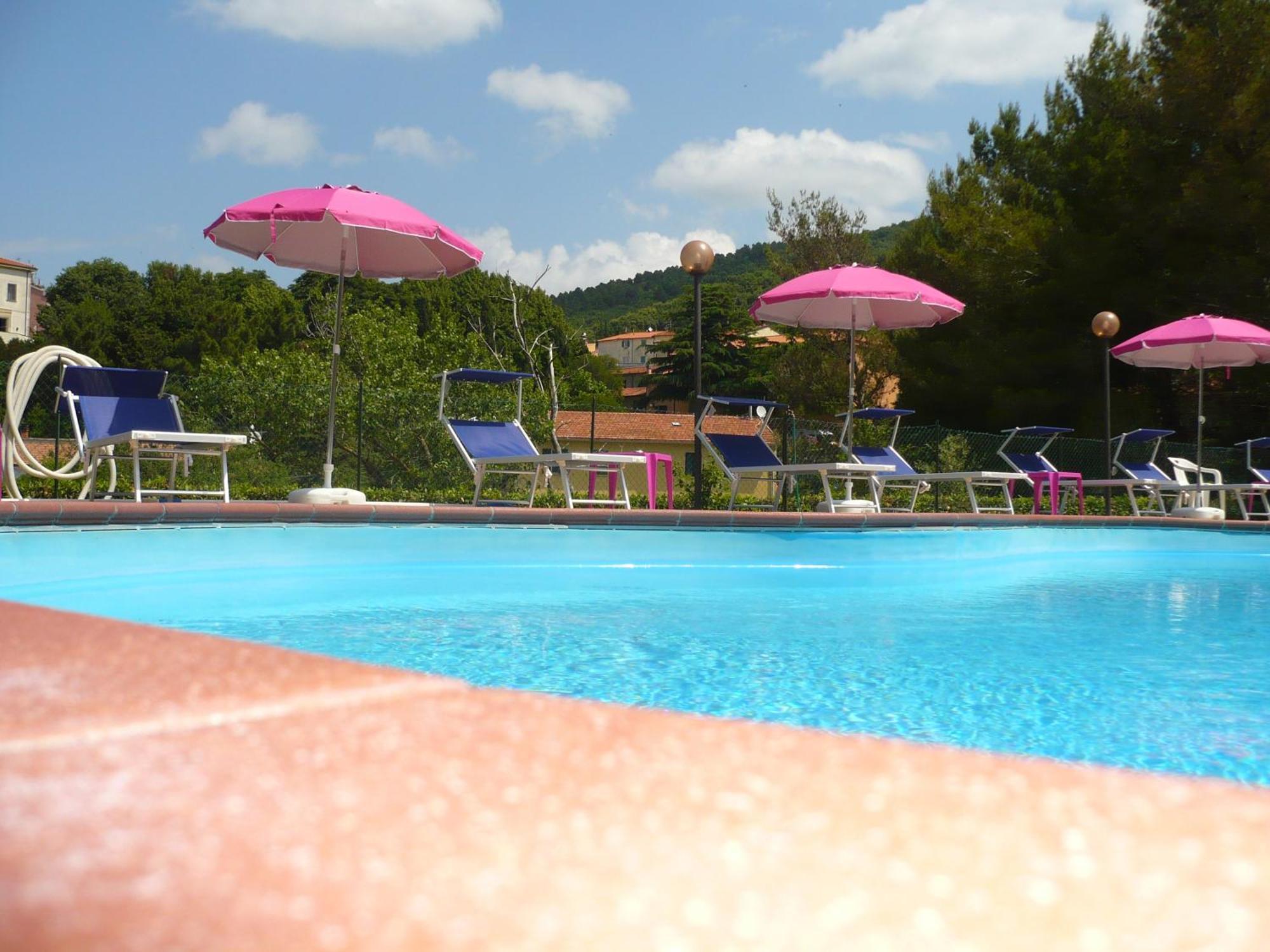 Hotel Il Poggetto Castellina Marittima Eksteriør billede