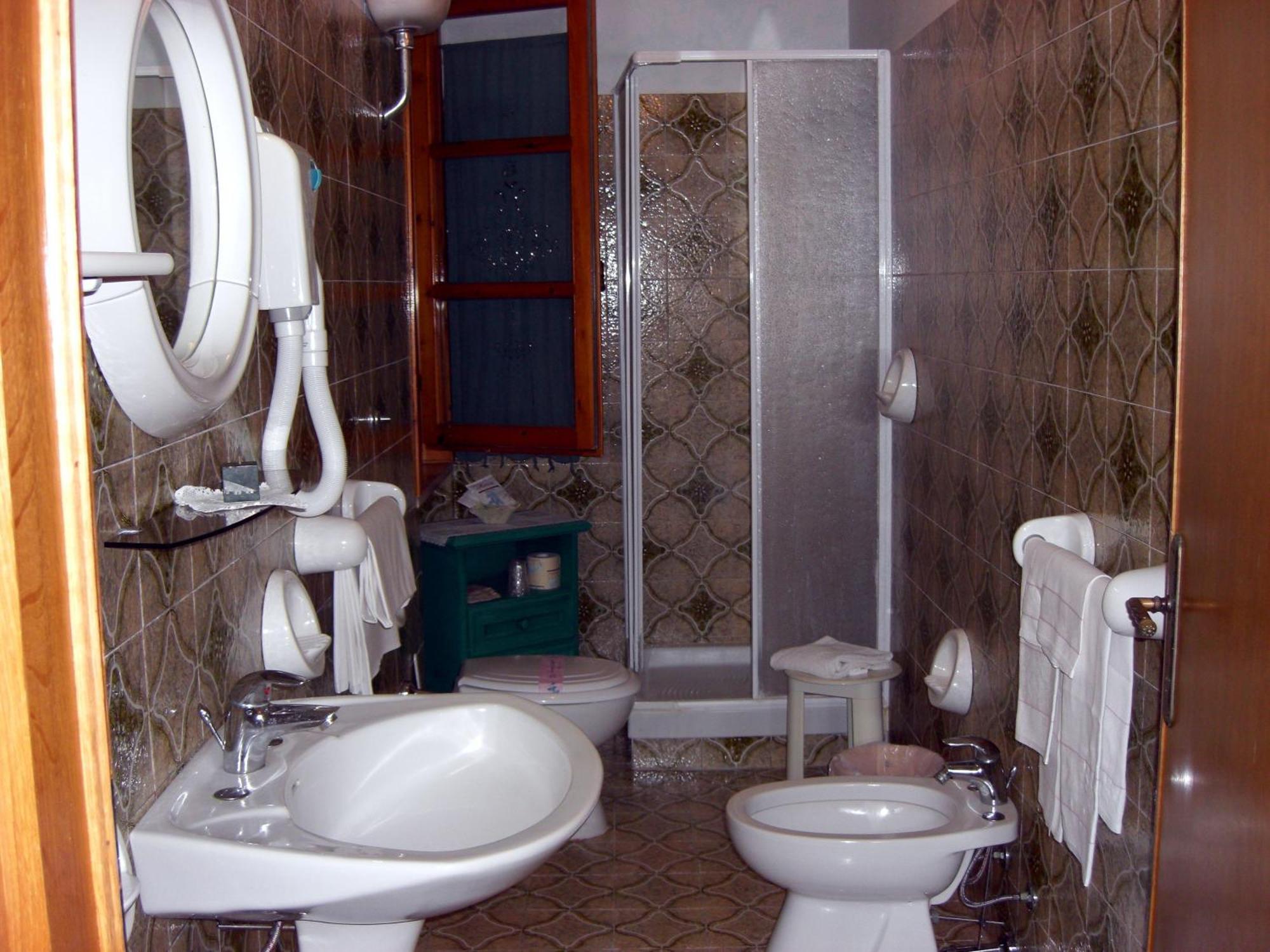 Hotel Il Poggetto Castellina Marittima Eksteriør billede