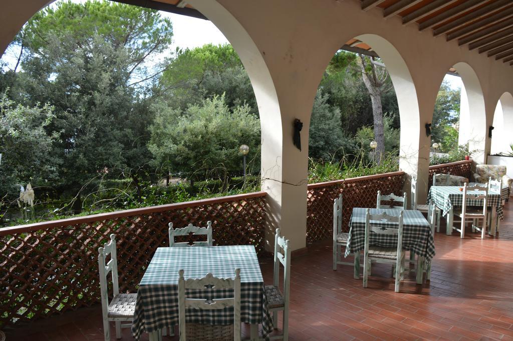 Hotel Il Poggetto Castellina Marittima Eksteriør billede