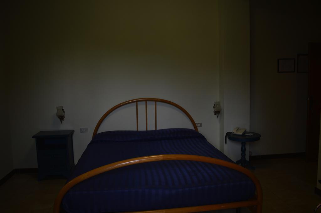 Hotel Il Poggetto Castellina Marittima Eksteriør billede