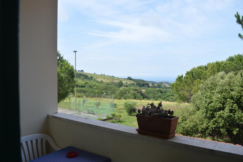 Hotel Il Poggetto Castellina Marittima Eksteriør billede