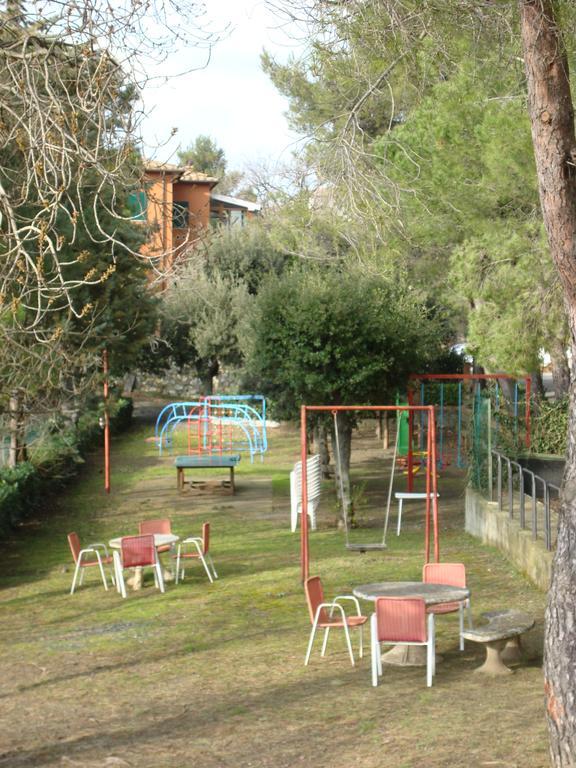 Hotel Il Poggetto Castellina Marittima Eksteriør billede