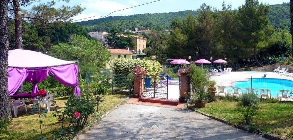 Hotel Il Poggetto Castellina Marittima Eksteriør billede