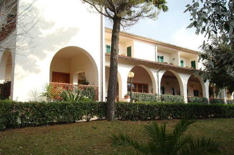 Hotel Il Poggetto Castellina Marittima Eksteriør billede